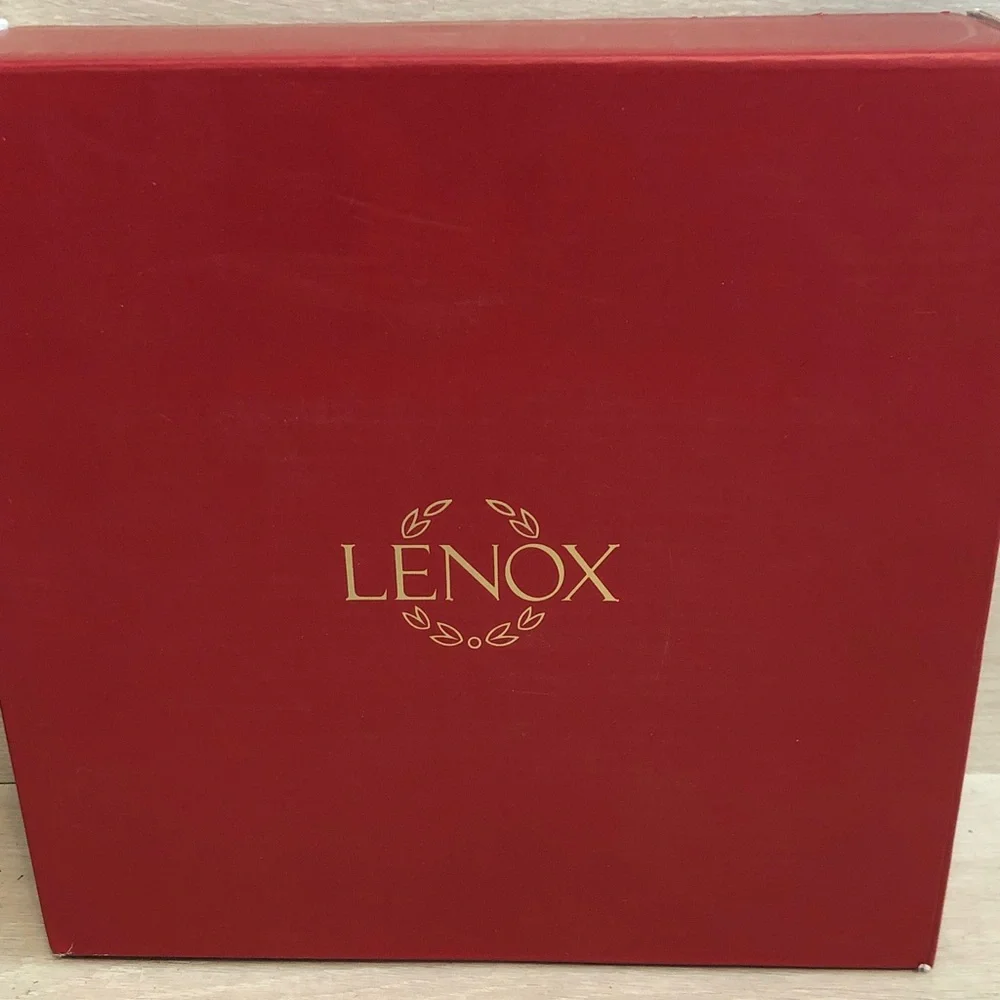 Lenox rachel squirrel